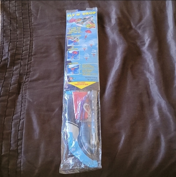 Rare VTG Sealed Marvel Enterprises Fly N Drop Kite - Picture 1 of 7